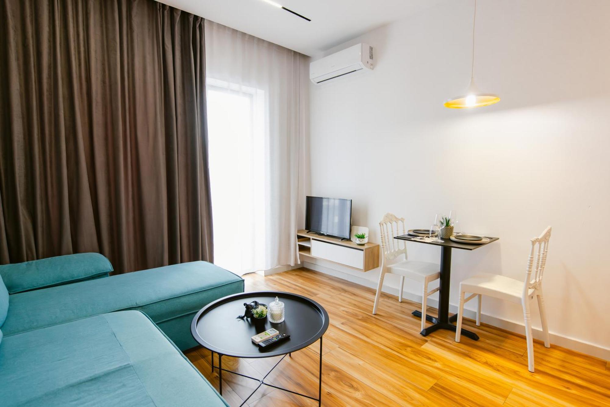 Durres Str Modern Apartments - The Nest Τίρανα Εξωτερικό φωτογραφία